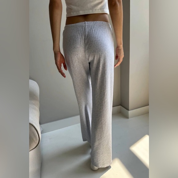 Brandy melville gray Keira eyelet sweatpants - Picture 4 of 5